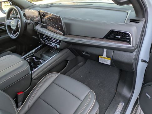 New 2026 Chevrolet Tahoe Premier w/ Sun And Tow Package image 14