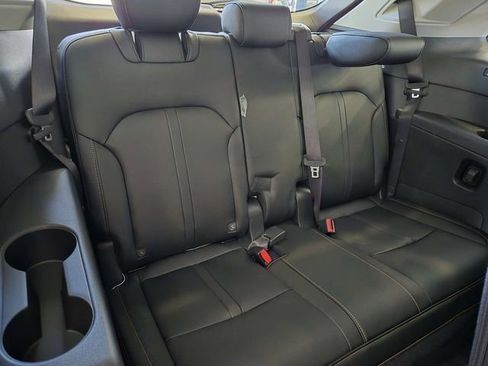 Certified 2025 MAZDA CX-90 3.3 Turbo w/ Preferred Package image 13