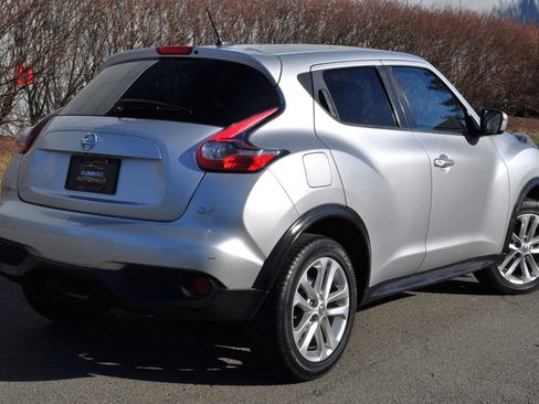 Used 2017 Nissan Juke SV image 6