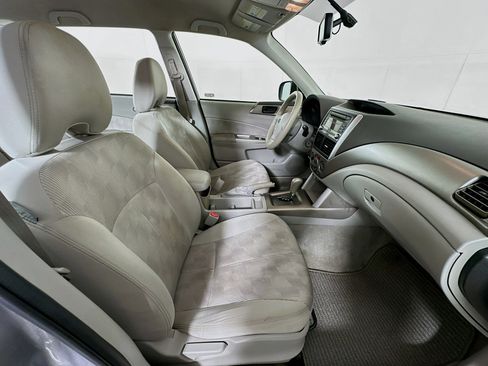 Used 2010 Subaru Forester 2.5X image 27