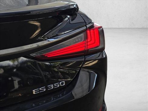Used 2023 Lexus ES 350 F Sport image 12