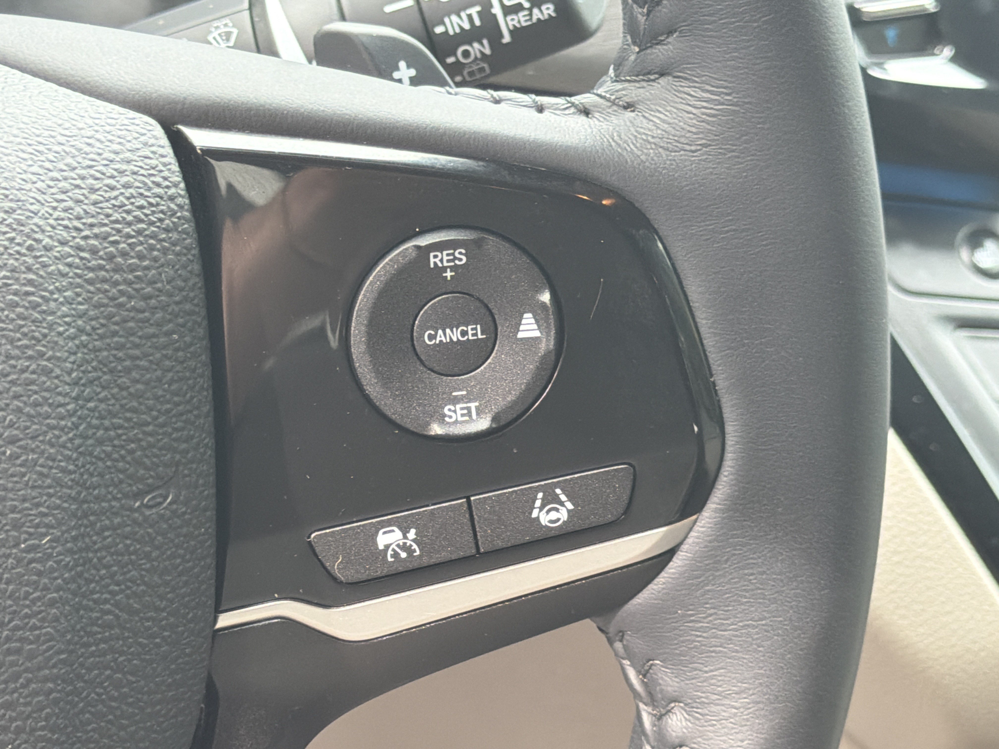Used 2023 Honda Odyssey Touring image 20