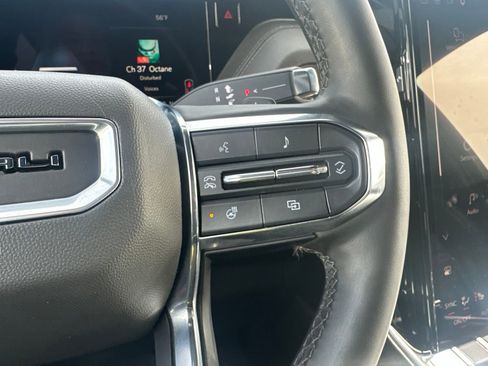 Used 2025 GMC Yukon XL Denali AWD/4WD image 50