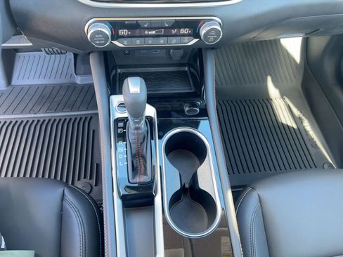 New 2025 Nissan Altima 2.5 SR w/ SR Premium Package image 18