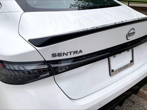 New 2026 Nissan Sentra SR w/ SR Premium Package FWD image 9