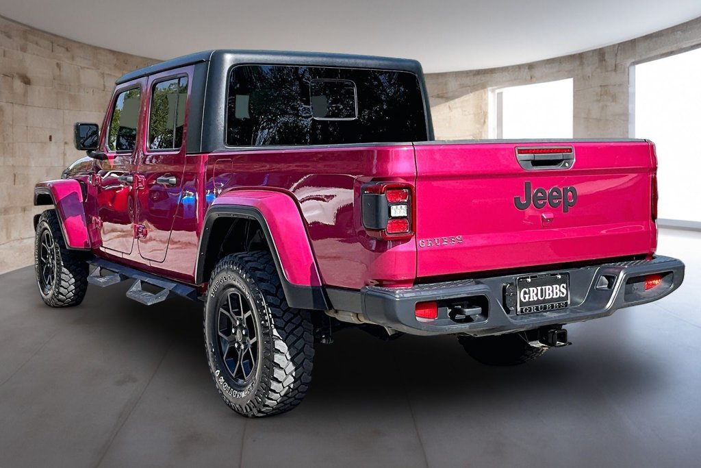 Used 2024 Jeep Gladiator Sport AWD/4WD image 14
