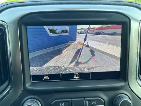 Used 2021 Chevrolet Silverado 1500 LT AWD/4WD image 37