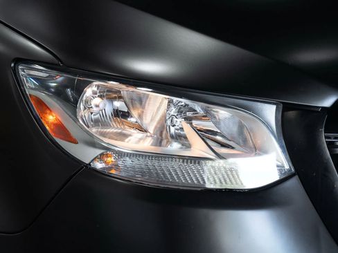 Used 2019 Mercedes-Benz Sprinter 170 image 4