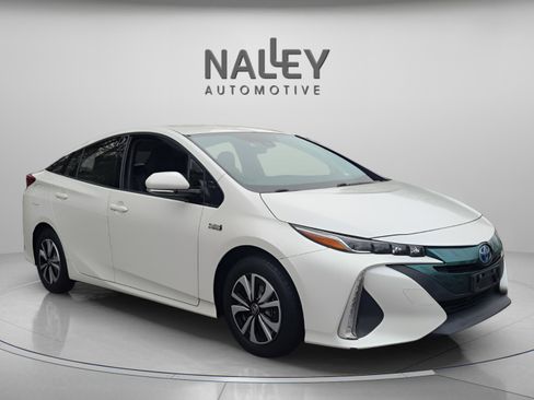 Certified 2017 Toyota Prius Prime Plus image 8