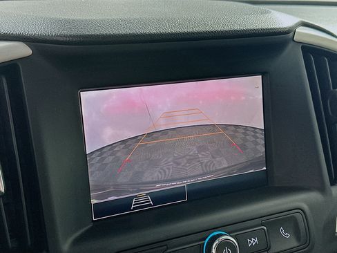 Used 2024 GMC Terrain SLE image 21