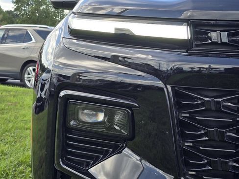Certified 2024 Chevrolet Traverse RS FWD image 12