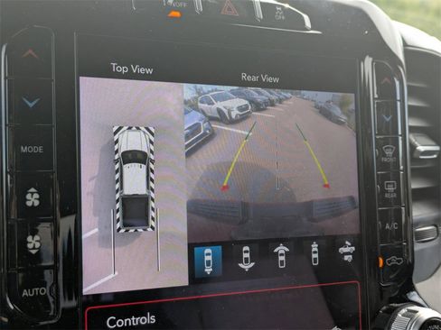 Used 2020 RAM 3500 Laramie image 13