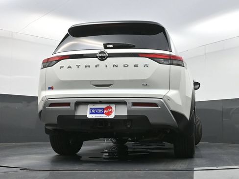 Used 2023 Nissan Pathfinder SL w/ SL Premium Package FWD image 32
