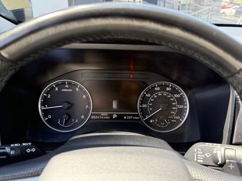 Used 2024 Mitsubishi Outlander SE AWD/4WD image 23