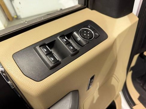 Used 2017 Ford F150 XLT w/ Trailer Tow Package image 7