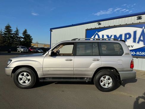 Used 1999 Toyota Land Cruiser AWD/4WD image 2