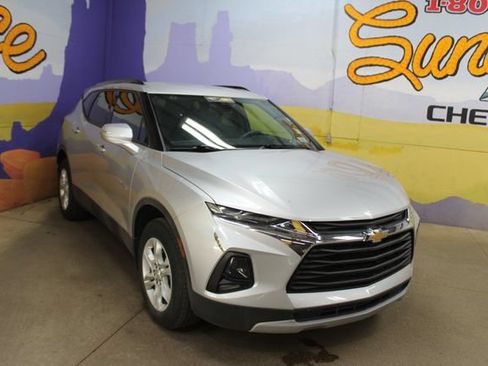 Used 2022 Chevrolet Blazer LT AWD/4WD image 2