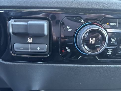 Used 2024 Chevrolet Silverado 1500 RST w/ RST All Star Premium Package image 28