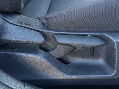 Used 2025 Toyota Camry SE image 31