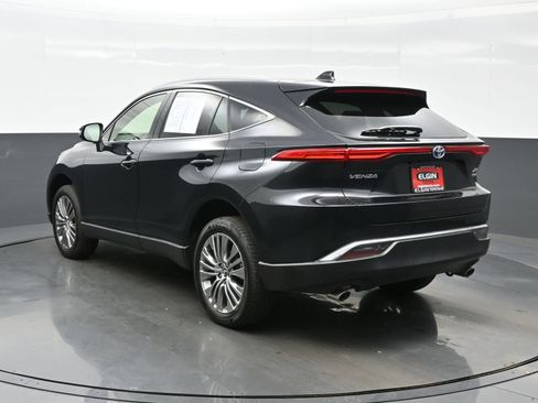 Used 2022 Toyota Venza XLE AWD/4WD image 4