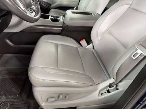 Used 2017 Chevrolet Tahoe LT w/ Luxury Package image 12