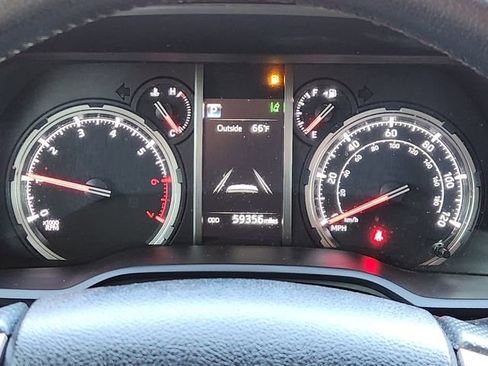 Used 2024 Toyota 4Runner Limited AWD/4WD image 14