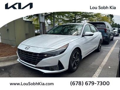 Used 2022 Hyundai Elantra Limited w/ Cargo Package