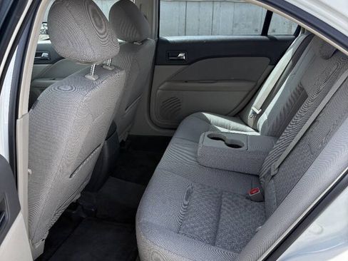 Used 2011 Ford Fusion SE w/ 202A Rapid Spec Order Code FWD image 8