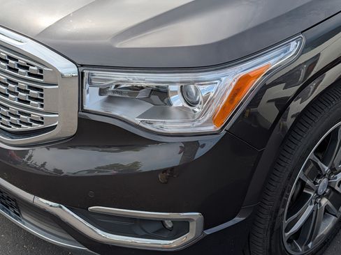 Used 2018 GMC Acadia Denali w/ Technology Package AWD/4WD image 16