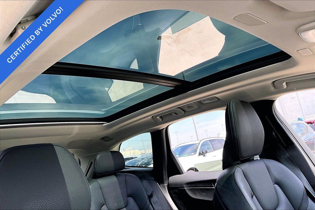 Certified 2024 Volvo XC60 B5 Plus w/ Climate Package AWD/4WD image 20