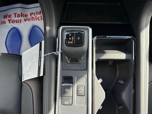 New 2025 Nissan Pathfinder Platinum w/ Cargo Package image 30