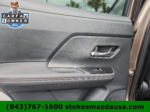 Used 2025 Nissan Kicks SR w/ SR Premium Package FWD image 18