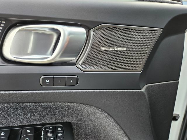 Certified 2026 Volvo EX40 Ultra AWD/4WD image 21