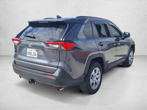 Used 2021 Toyota RAV4 LE w/ Carpet Mat Package (TMS) image 5