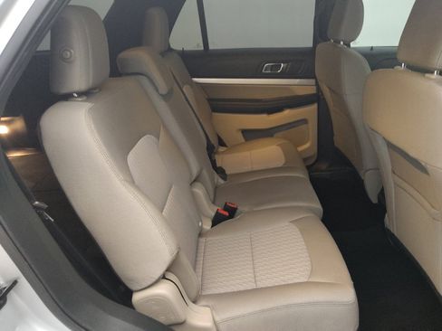 Used 2018 Ford Explorer 4WD image 19