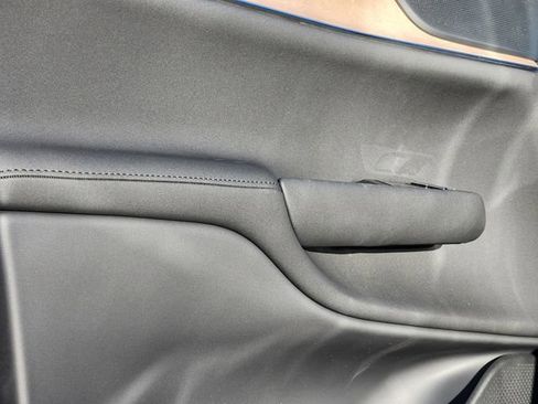 New 2025 Volvo EX90 Ultra w/ Protection Package Premier image 9