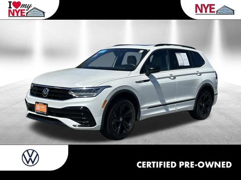 Used 2023 Volkswagen Tiguan SE R-Line AWD/4WD image 1