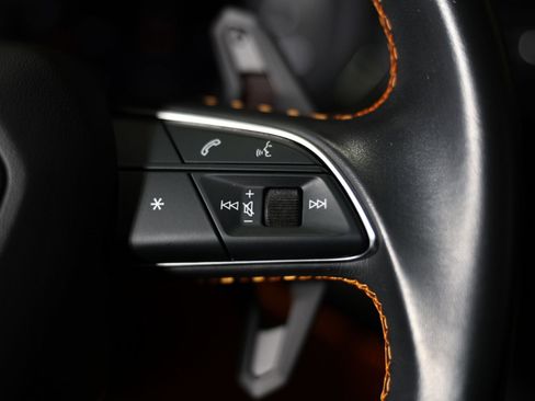 Used 2022 Lamborghini Urus AWD/4WD image 47
