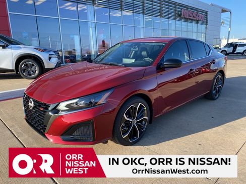 New 2025 Nissan Altima 2.5 SR w/ SR Premium Package image 1