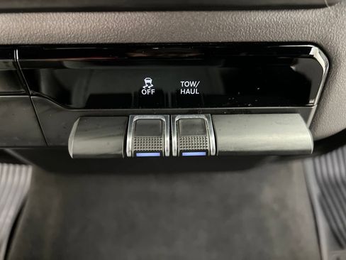 Used 2021 RAM 1500 Big Horn RWD image 42