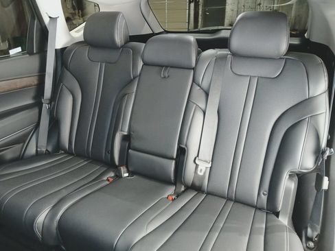 Used 2024 Genesis GV80 2.5T AWD/4WD image 13