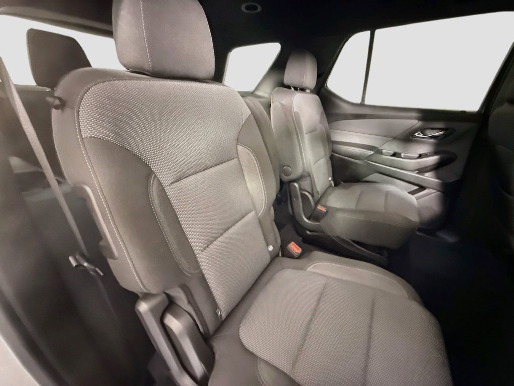 Used 2022 Chevrolet Traverse LT AWD/4WD image 26