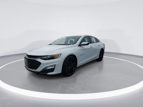 Used 2024 Chevrolet Malibu LT w/ Sport Edition FWD image 4