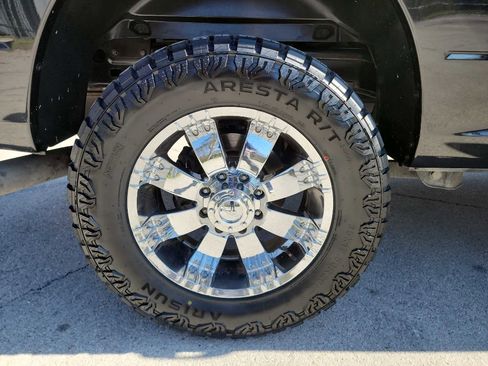 Used 2018 RAM 2500 SLT w/ Luxury Group image 13