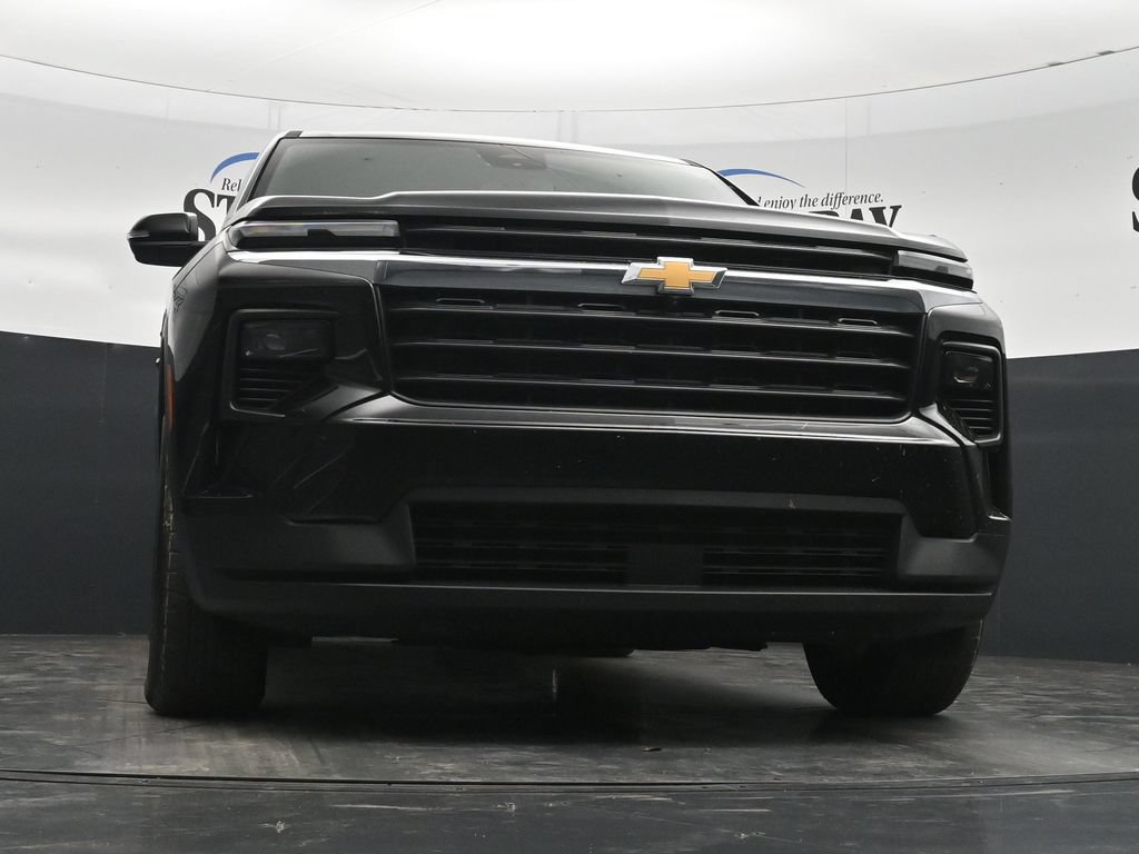 Used 2024 Chevrolet Traverse LS w/ LPO, Floor Liner Package FWD image 27