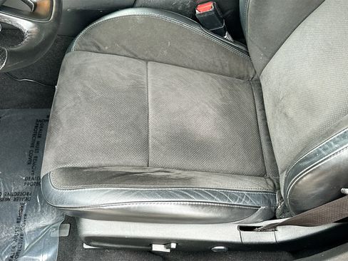 Used 2022 Dodge Charger GT w/ Plus Group RWD image 18