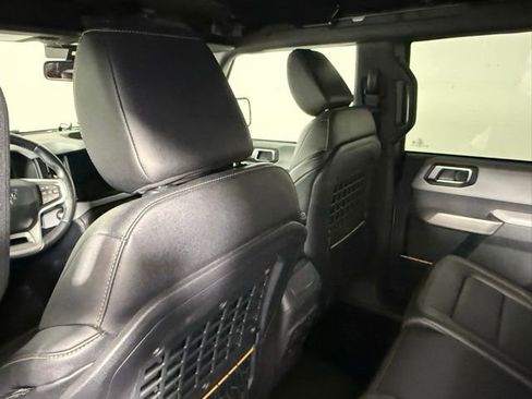Used 2021 Ford Bronco Badlands image 41