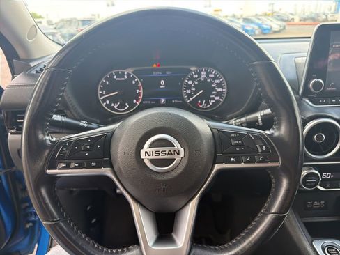 Used 2020 Nissan Sentra SV image 18