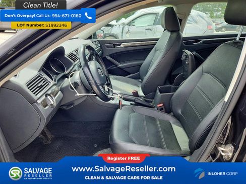 Used 2018 Volkswagen Passat 2.0T SE FWD image 9