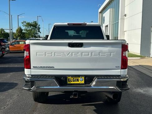 Used 2025 Chevrolet Silverado 2500 LT AWD/4WD image 4